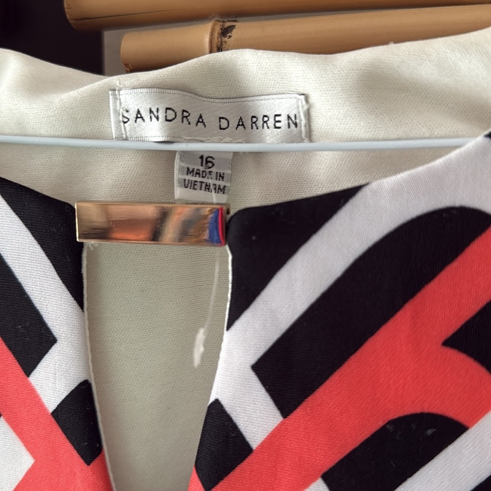 Sandra Darren Large Geometric Patterned Women's D… - image 2